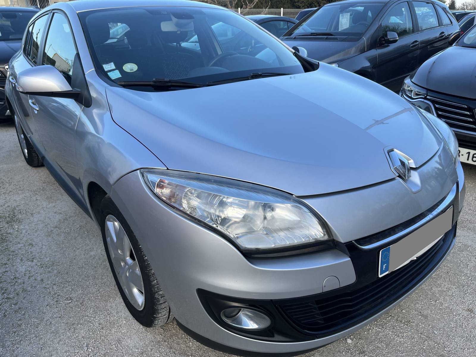 Achat de voiture d'occasion avec reprise proche Aix-en-Provence 13