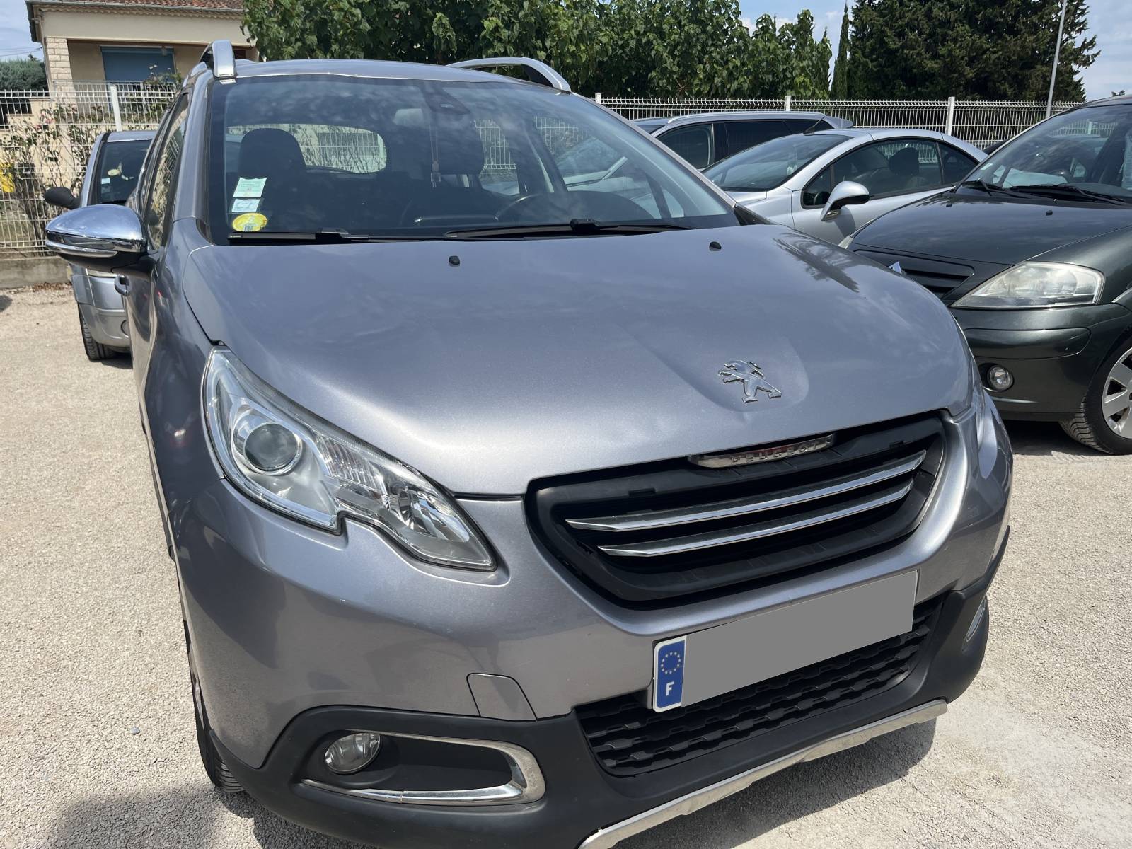 Vente de véhicule diesel d'occasion près de Nîmes dans le Gard