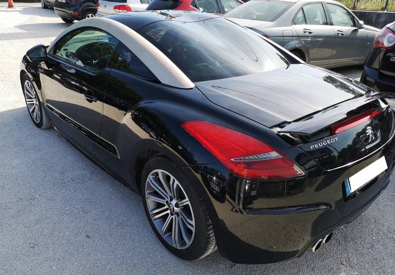 Voiture d’occasion PEUGEOT RCZ 2.0 HDI 163 Féline/GPS/BV6 - Garantie 12 mois