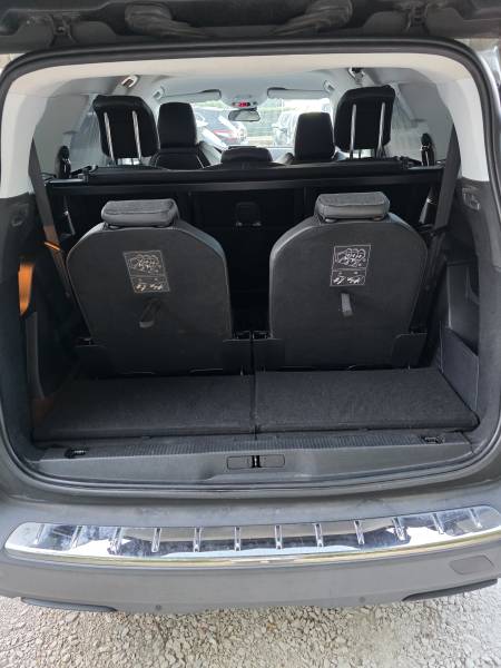PEUGEOT 5008 II 1.5 BLUE HDI 130 Allure Business. BV6. 7Places. Révisé et Garanti 12 Mois