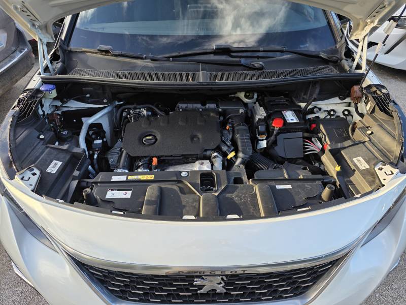 3008 II 1.5 BLUE HDI 130 GT Line EAT8 Révisé et Garanti 12 Mois à CAVAILLON APT