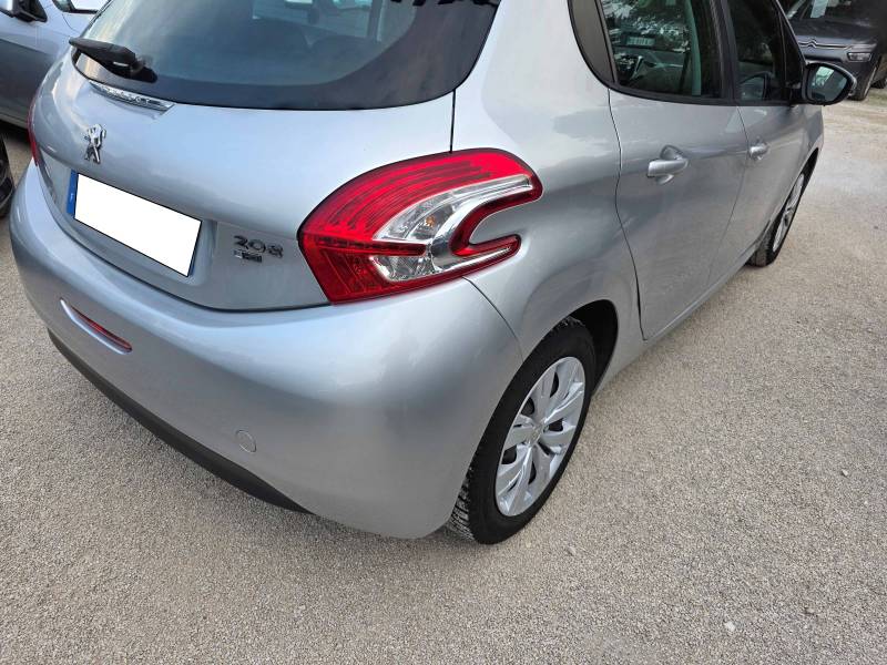 208 1.6 HDI 92 Active. 5p. Révisée et Garantie 12 Mois à NIMES ALES ARLES