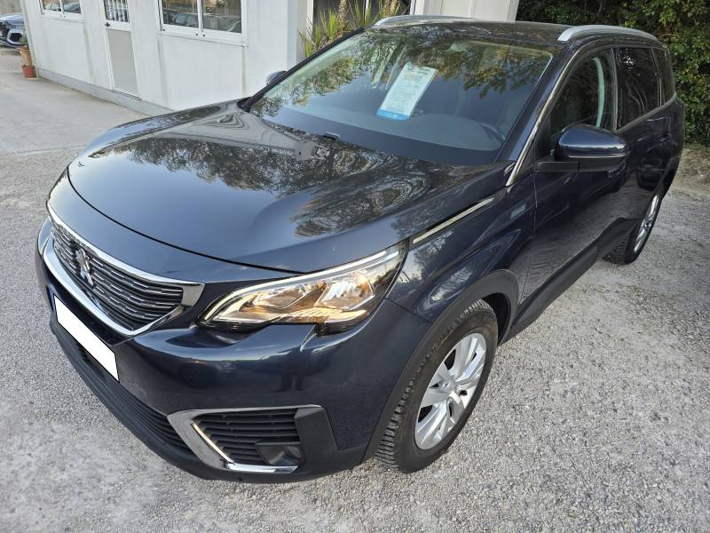 Voiture d’occasion PEUGEOT 5008 II 1.5 Blue HDI 130 Active Business. 7Places EAT 8.  Avec GPS Europe tactile et Caméra de Recul ainsi que Radar AV + AR. Garantie 12 Mois.