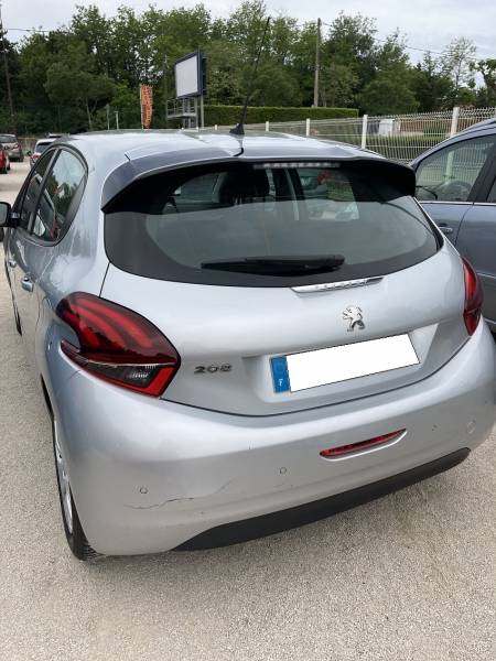 CPM AUTO Le Discount de l'Automobiles vous propose à :  ORANGE