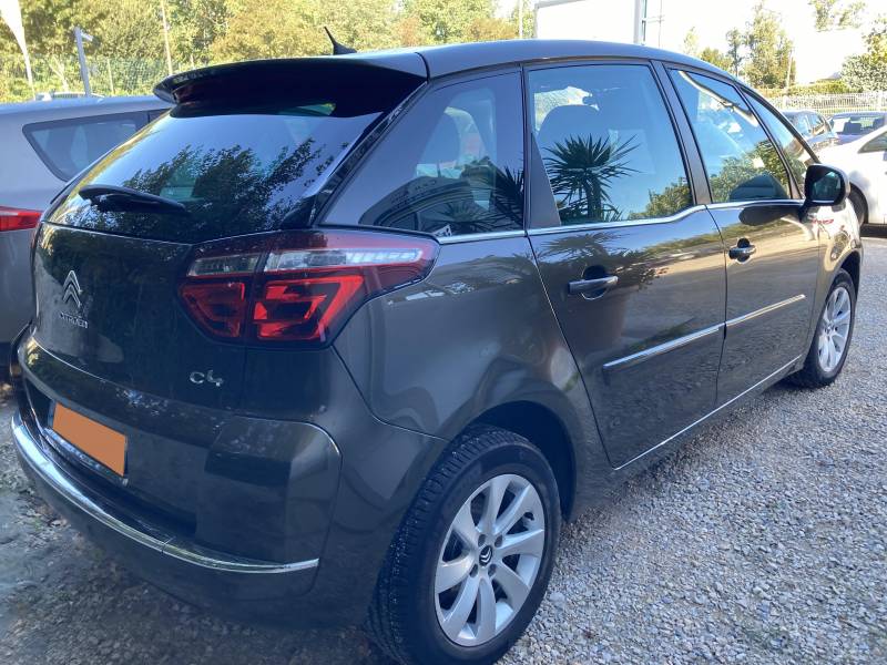 CPM AUTO, votre partenaire de confiance pour l’achat de voitures d’occasion de qualité à :  BEAUCAIRE