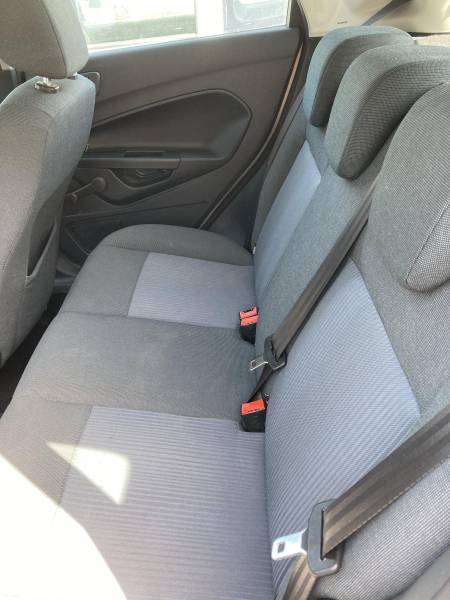 CPM AUTO, votre partenaire de confiance pour l’achat de voitures d’occasion de qualité à :  BEAUCAIRE