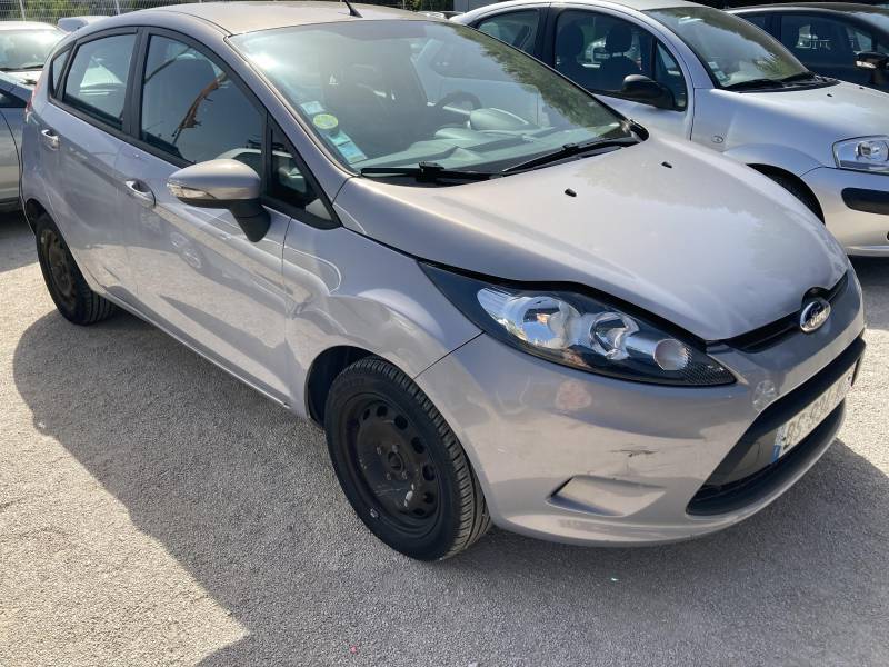 CPM AUTO, votre partenaire de confiance pour l’achat de voitures d’occasion de qualité à :  ARLES