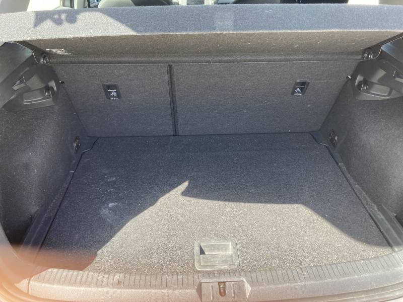 CPM AUTO, votre partenaire de confiance pour l’achat de voitures d’occasion de qualité à :   ARLES