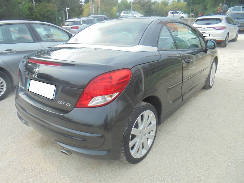 CPM AUTO  vente de véhicules d'occasion à prix discount vous propose PEUGEOT 207 CC ph2 1.6 VTI 120 Sport Pack - Garantie 12 mois à TARASCON BEAUCAIRE