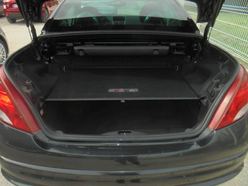 CPM AUTO  vente de véhicules d'occasion à prix discount vous propose PEUGEOT 207 CC ph2 1.6 VTI 120 Sport Pack - Garantie 12 mois à LES ANGLES