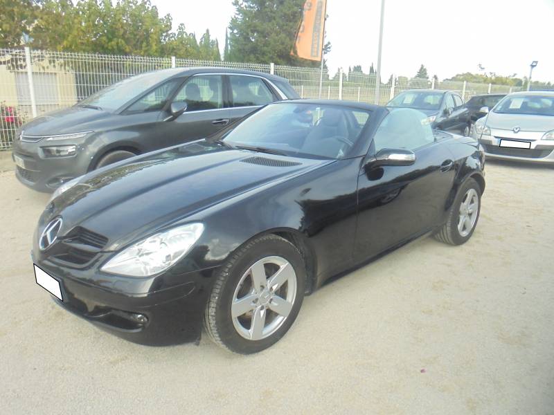 CPM AUTO vente de véhicules d'occasion à prix bas MERCEDES Class SLK 200 Kompessor /Boite Auto   - Garantie  12 mois à AVIGNON