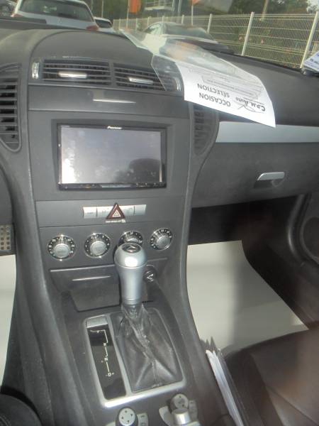 CPM AUTO vente de véhicules d'occasion à prix bas MERCEDES Class SLK 200 Kompessor /Boite Auto   - Garantie  12 mois à BAGNOLE SUR CEZE