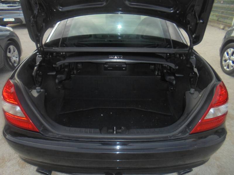 CPM AUTO vente de véhicules d'occasion à prix bas MERCEDES Class SLK 200 Kompessor /Boite Auto   - Garantie  12 mois à PUJAUT