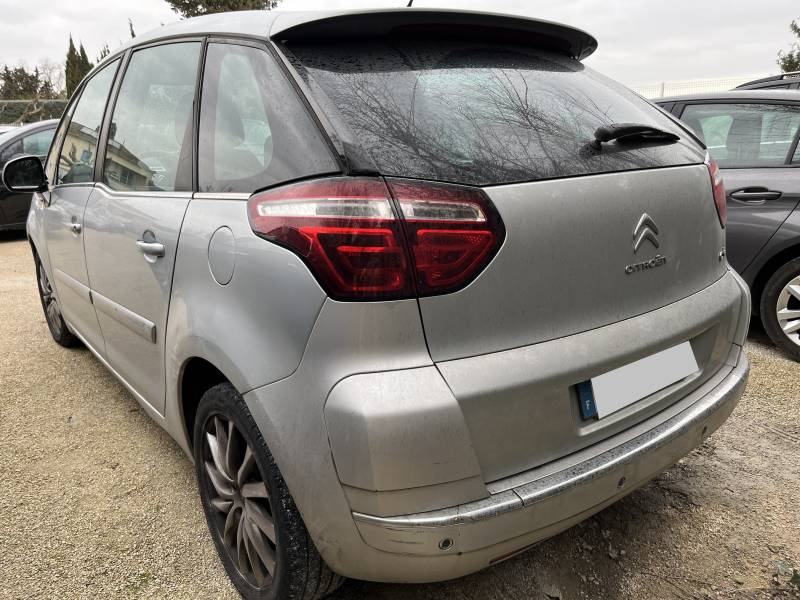 Voiture d’occasion CITROEN C4 PICASSO I Ph2 1.6 HDI 112 Millénium. BV6 - 5p. avec Radar de recul et régulateur + limiteur de vitesse ainsi que GPS Europe. Garantie 12 Mois.