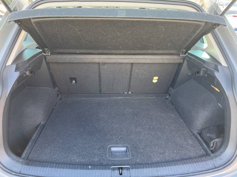 CPM AUTO, votre partenaire de confiance pour l’achat de voitures d’occasion de qualité à :   AIX EN PROVENCE