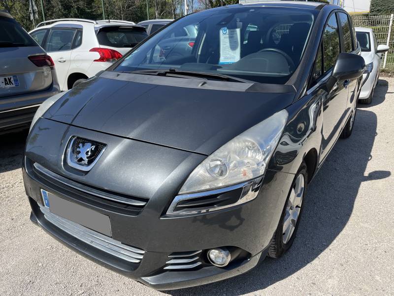 En choisissant ce PEUGEOT 5008 d’occasion chez CPM Auto, vous bénéficiez d’une garantie 12 mois, gage de tranquillité. A ALES