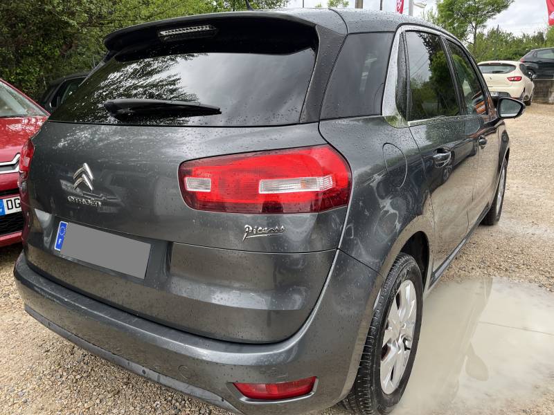  CITROEN C4 PICASSO II 1.6 Blue HDI 120 Intensive alliant confort, technologie et performance.  A VEDENE
