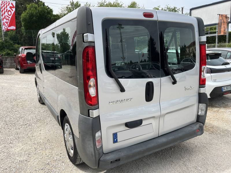 La boîte manuelle 6 vitesses assure une conduite souple et agréable sur route comme en ville. A TARASCON