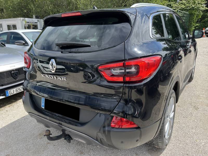 Voiture d’occasion RENAULT KADJAR 1.6 DCI 130 Intens. BV6. 5p. avec Radars AV et AR et Caméra AR ainsi que Crochet d’Attelage.