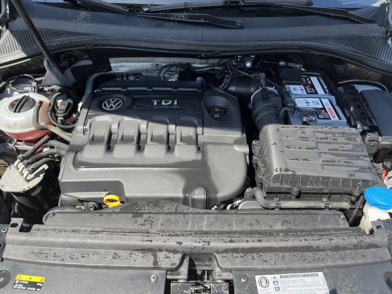 Voiture d’occasion VOLKSWAGEN II 2.0 TDI 150 Bluemotion Carat Exclusive+. BV6. 4X4. 5p. Avec Toit Ouvrant Panoramique double et Radar AV + AR + Caméra de Recul ainsi que Sièges cuir. Garantie 12 Mois.
