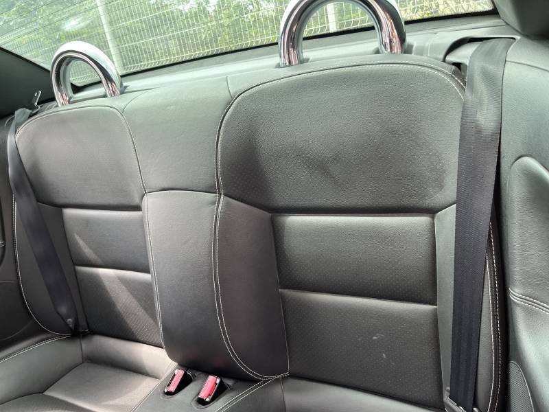 Voiture d’occasion PEUGEOT 207 CC Ph2 1.6 HDI 112 Féline. BV6. Avec Climatisation et Sièges en Cuir + Chauffants ainsi que GPS Europe. Garantie 12 Mois.