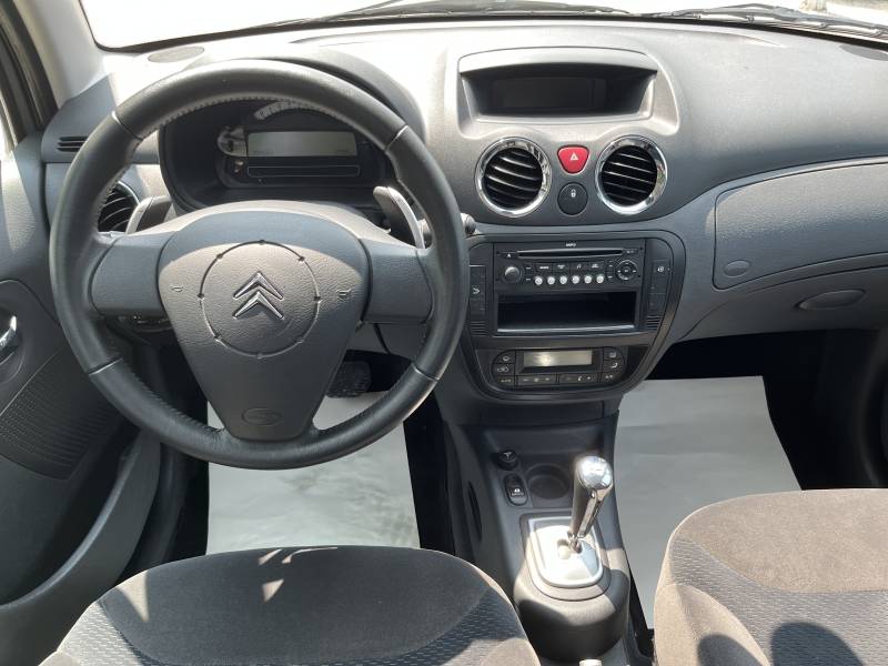 Voiture d’occasion CITROEN C3 I Ph2 1.6 i 16V 110 Exclusive. Sensodrive. Automatique. 5p. Avec Boite Automatique et Régulateur et Limiteur de vitesse ainsi que radar de recul. Garantie 12 Mois.