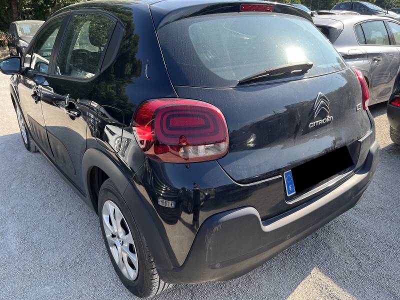 Voiture d’occasion CITROEN C3 III 1.5 Blue HDI 102 Feel Business 5p. Climatisation automatique et régulateur + Limiteur de vitesse ainsi que Radars de Recul. Garantie 12 Mois.