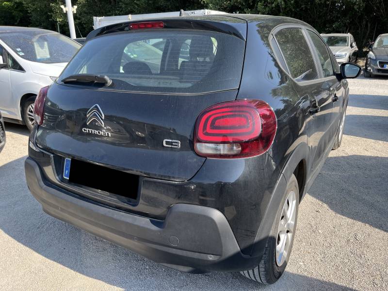 Mise en circulation en février 2019, cette CITROEN C3 III a parcouru seulement 95 822 km garantis, et se présente dans une élégante finition Noir Verni. A NIMES