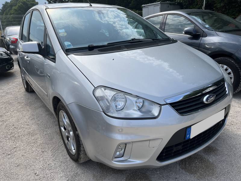 Voiture d’occasion C-MAX I PH2 1.8 TDCI 115 TITANIUM. 5p.  Avec Crochet d’Attelage et Régulateur + Limiteur de vitesse. Garantie 12 Mois.