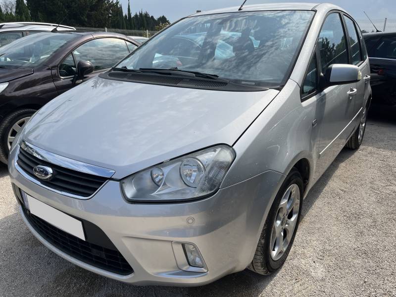 Voiture d’occasion C-MAX I PH2 1.8 TDCI 115 TITANIUM. 5p.  Avec Crochet d’Attelage et Régulateur + Limiteur de vitesse. Garantie 12 Mois.