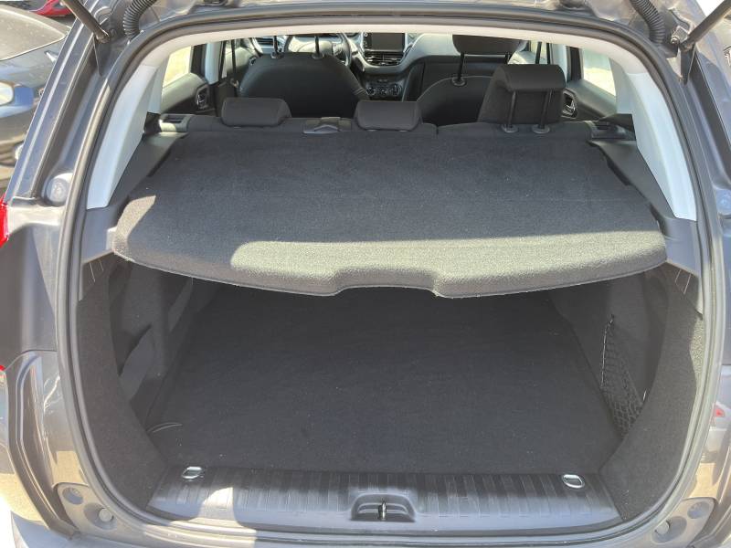 spécialiste de la vente de voiture d’occasion à Avignon, nous vous proposons ce SUV PEUGEOT 2008 I Phase 2 1.6 Blue HDI 100 Active. A NIMES