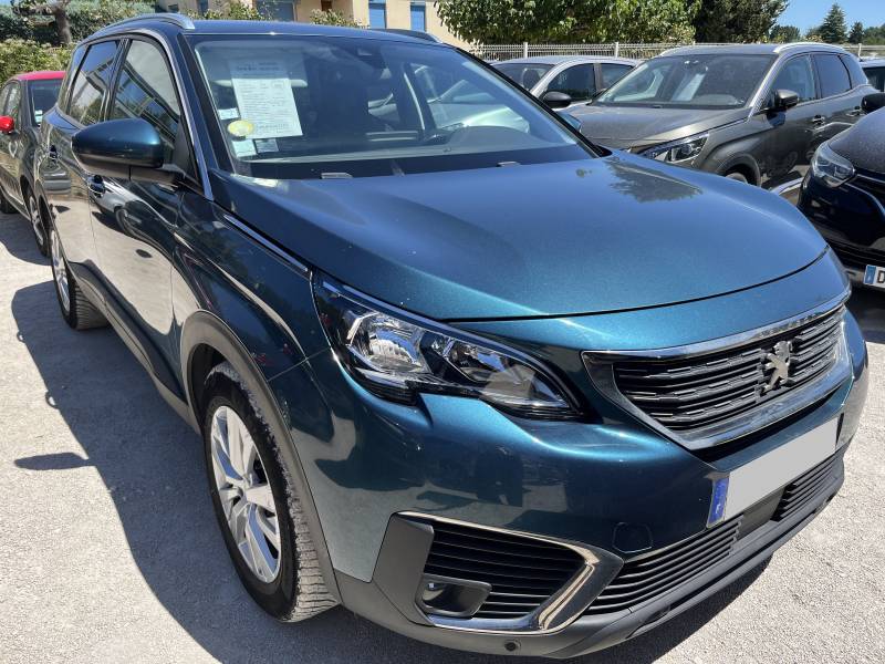 Voiture d’occasion PEUGEOT 5008 II 1.5 Blue HDI 130 Active Business. 7P. BV6.  Avec GPS Europe tactile et régulateur et limiteur de vitesse ainsi que radar AV + AR. Garantie 12 Mois.