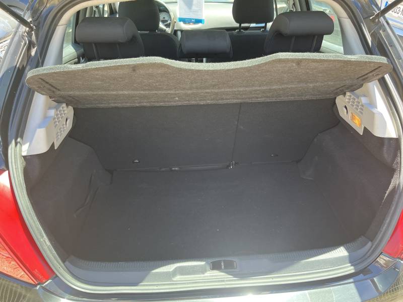 Véhicule d’Occasion PEUGEOT 207 Ph2 1.6 HDI 92 Business 5p. avec Radars de Recul et GPS Europe Ainsi que Régulateur de Vitesse. Garantie 12 Mois.