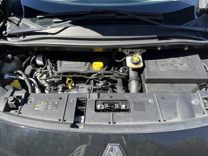 Voiture d’occasion RENAULT SCENIC III Ph2. 1.6 DCI 130 Bose Editon. 5p. avec GSP Europe et Sièges Semi-Cuir ainsi que Radars AV+AR. Garantie 12 Mois.