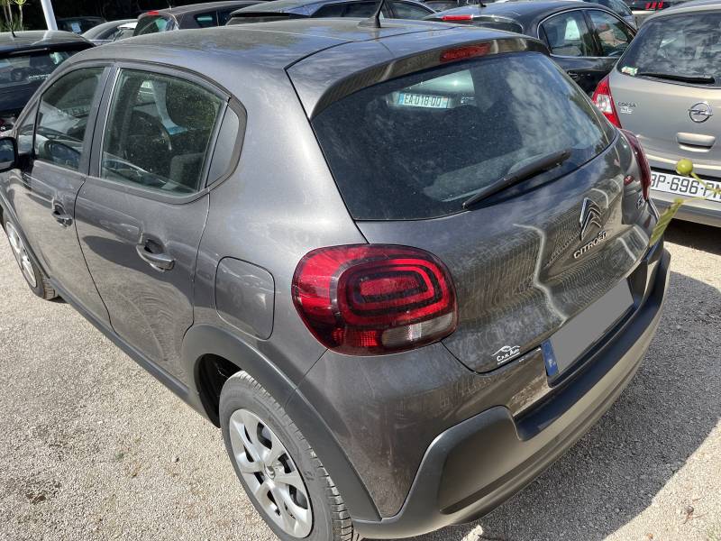 Voiture d’occasion CITROEN C3 III Ph2 1.5 Blue HDI 102 Feel Business. 1ère Main. BV6. 5p. GPS Europe Tactile et régulateur + Limiteur de vitesse ainsi que CarPlay. Garantie 12 Mois.