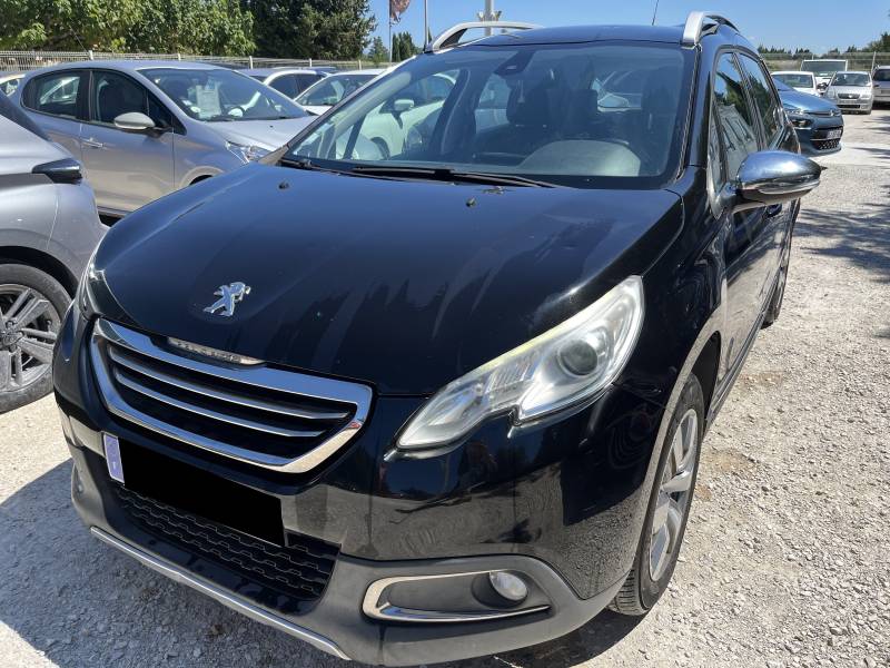 Voiture d’occasion PEUGEOT 2008 1.6 HDI 100 Allure Business. BV6. 5p. avec GPS Europe Tactile et Radars de Recul ainsi que sièges semi-cuir. Garantie 12 Mois.