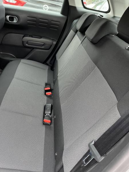 Voiture d’occasion CITROEN C3 Aircross 1.2 i 82 Feel Pack. 5p. avec CarPlay et Radars de Recul ainsi que GPS Europe Tactile. Garantie 12 Mois.