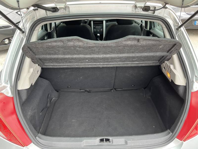 Voiture d’occasion PEUGEOT 207 Ph2. 1.4 HDI 70 ACTIVE 5p. avec climatisation et régulateur + Limiteur de vitesse. Garantie 12 Mois.