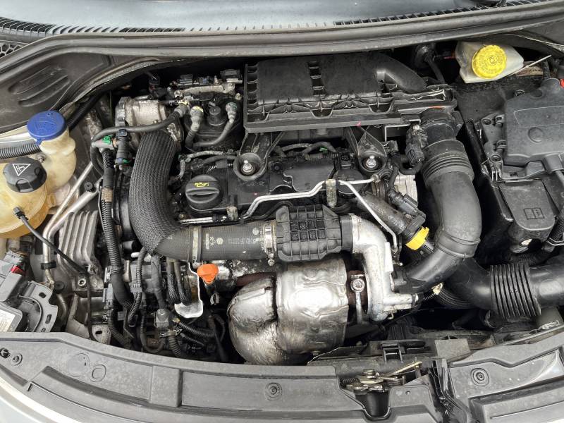 Voiture d’occasion PEUGEOT 207 Ph2. 1.4 HDI 70 ACTIVE 5p. avec climatisation et régulateur + Limiteur de vitesse. Garantie 12 Mois.