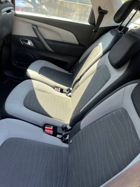 Avec une garantie de 12 mois, vous roulez l’esprit tranquille dans tout le Vaucluse et au-delà. A BEAUCAIRE