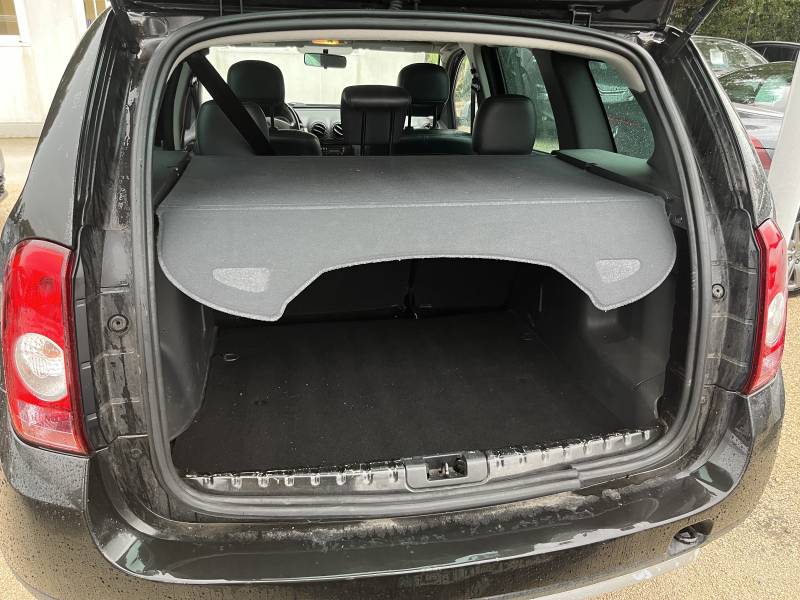 Voiture d’occasion DACIA DUSTER I 1.5 DCI 110 Prestige. BV6. 5p. avec Climatisation et Sièges en Cuir. Garantie 12 Mois.