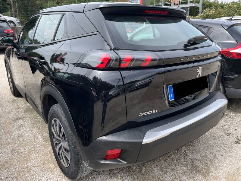 Voiture d’occasion PEUGEOT 2008 II 1.5 Blue HDI 110 Active Business. BV6. 5p. 1ère Main. avec GPS Europe Ecran Tactile et Radars AV + AR + Caméra de Recul AR. Garantie 12 Mois.