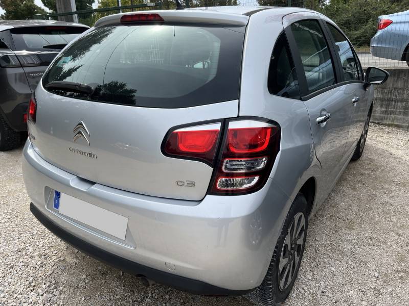  voiture d’occasion CITROEN C3 II Ph2 1.6 Blue HDI 75 Confort. A VALREAS