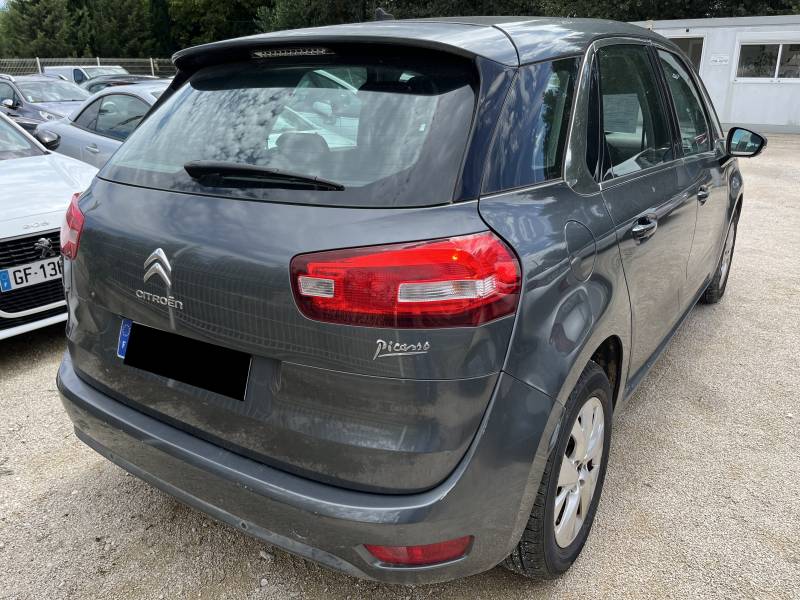 Voiture d’occasion CITROEN C4 PICASSO II 1.6 e-HDI 115 Intensive. 5p. Avec GPS Europe Ecran tactile et Radars de Recul + Caméra ainsi que Régulateur et limiteur de vitesse. Garantie 12 Mois.