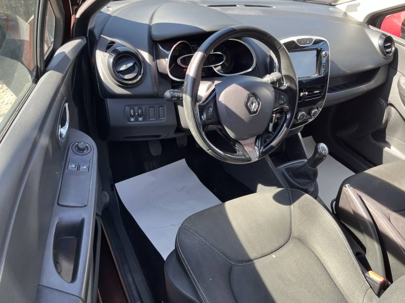Mise en circulation en 2014, cette voiture d’occasion Avignon bénéficie d’un kilométrage d’origine garanti à 145 159 km et d’un historique clair. A ORANGE