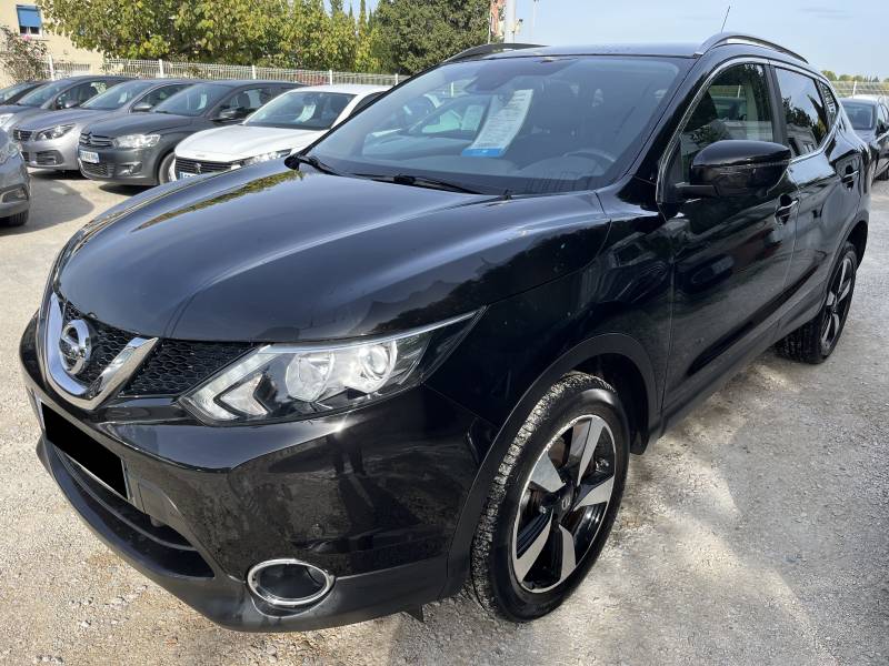 Voiture d’occasion NISSAN QASHQAI II 1.6 DCI 130 N-CONNECTA. BV6. 5p. Avec Radars AV + AR + 4 CaméraS 360° et Toit panoramique. Garantie 12 Mois.