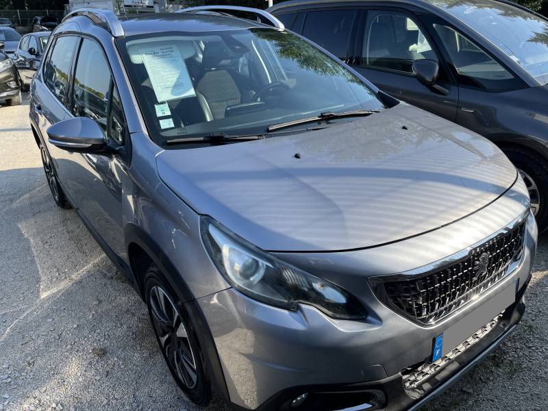 Votre futur SUV PEUGEOT 2008 d’occasion, garanti 12 mois, vous attend — fiabilité, élégance et économie au rendez-vous dans le Vaucluse.