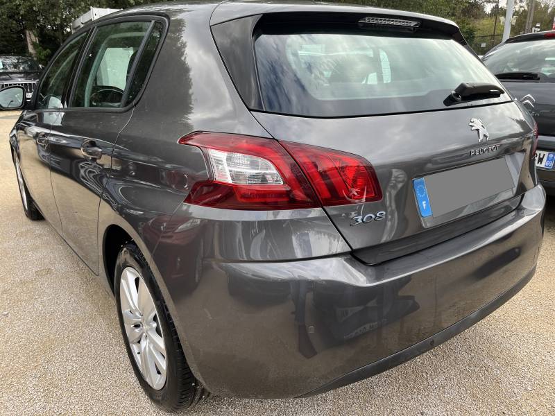 Voiture d’occasion PEUGEOT 308 II 1.6 Blue HDi 120 Active Business. BV6. 5p. avec GPS Europe tactile et régulateur + Limiteur de vitesse ainsi que Radars de Recul. Garantie 12 Mois.