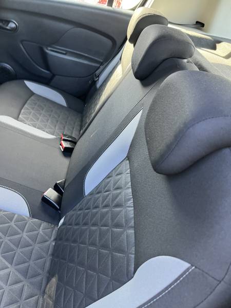 Voiture d’occasion DACIA SANDERO STEPWAY II 1.5 DCI 90 Prestige. 5p. avec climatisation et Radars de Recul ainsi que régulateur et limiteur de vitesse. Garantie 12 Mois.