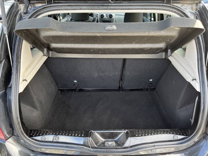 Bénéficiez en plus d’une garantie de 12 mois, gage de tranquillité et de transparence, comme le propose toujours CPM Auto, votre partenaire de confiance en vente de voiture d’occasion à Avignon.